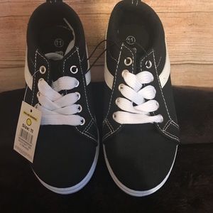 🍁 Boys Sneaker Shoes 🍂